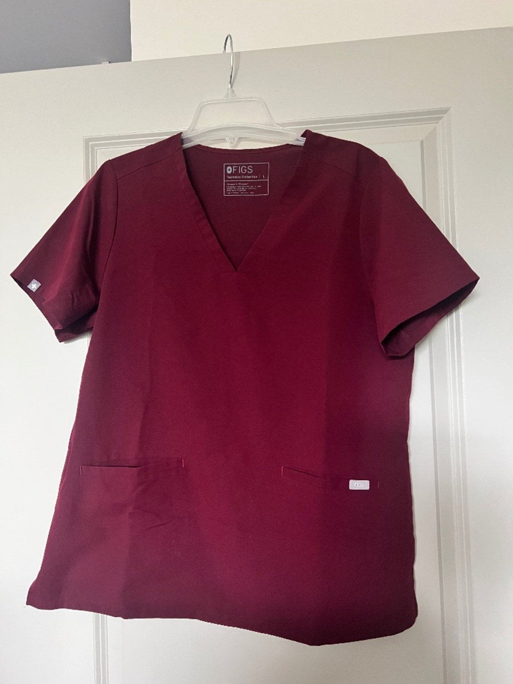 ❤️ FIGS Burgundy Scrub Set – Kade Cargo Pants + Casma Top, Size L